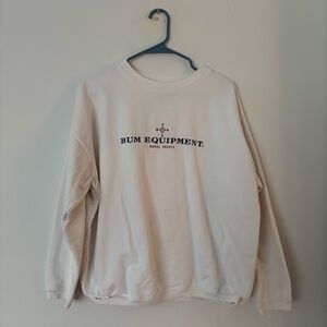 vintage 90s b.u.m. equipment white, navy blue & crewneck sweatshirt🤍